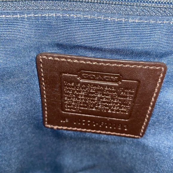 Kitt messenger crossbody bag - Picture 3 of 6